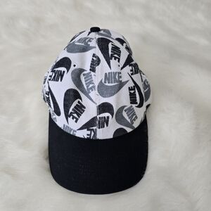 Nike Heritage 86 Swoosh Logo All Over Print Hat